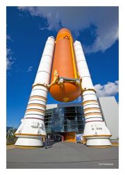 Booster Rocket & Fuel Tank for Space Shuttle
